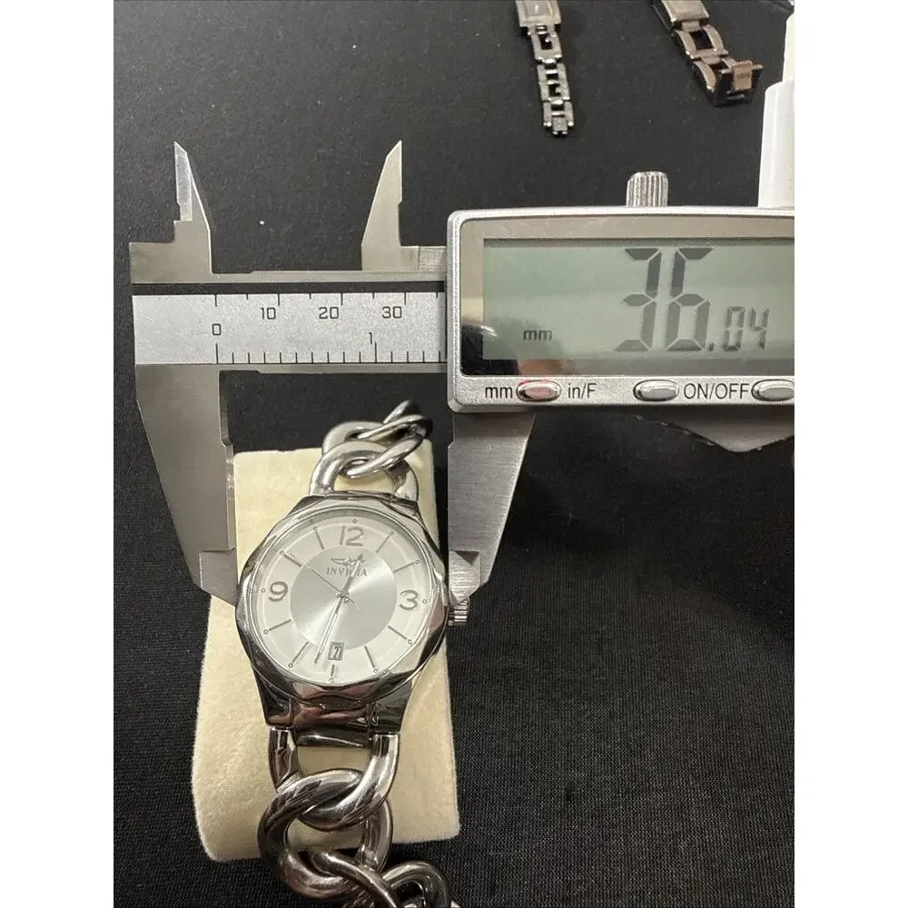 Invicta up auction
